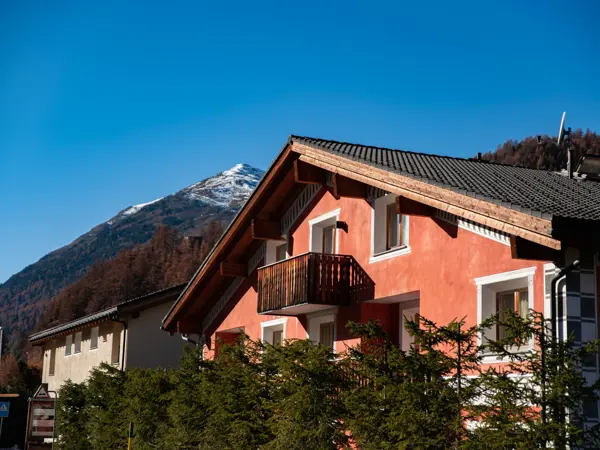 Chesa Seraina Luxury Apartments Engadine DSC6794 Exteriors