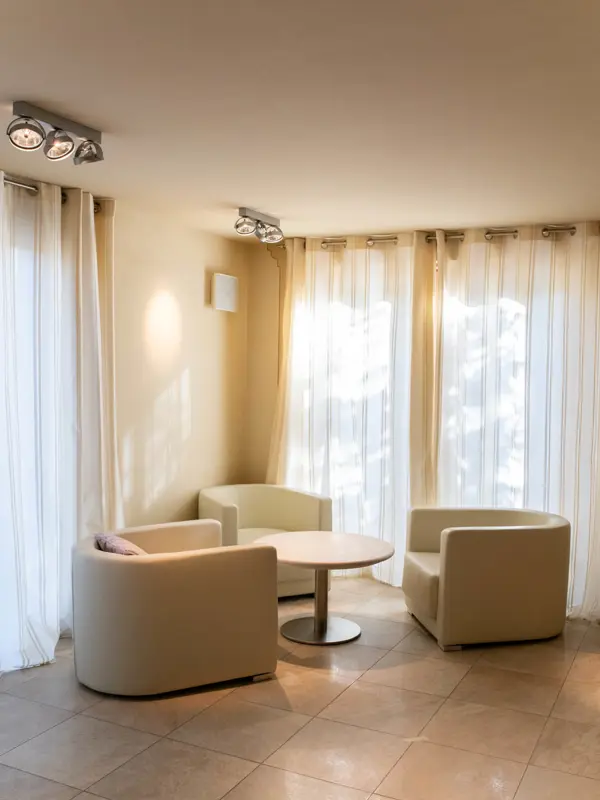 Chesa Seraina Luxury Apartments Engadine DSC6523 Bar